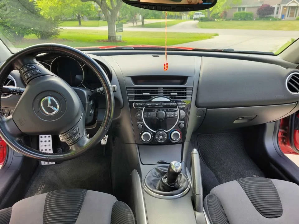 2004 Mazda RX-8 1st Gen - Image 9 of 10