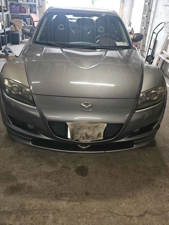 2004 Mazda RX-8 1st Gen - Image 10 of 11