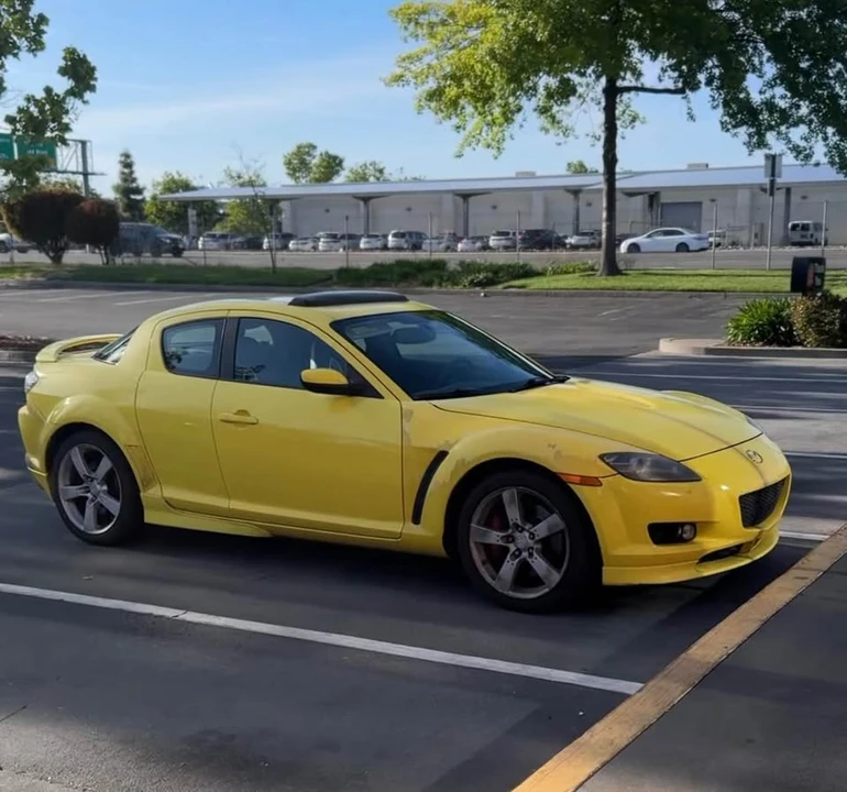 2004 Mazda RX-8 1st Gen - Image 4 of 10