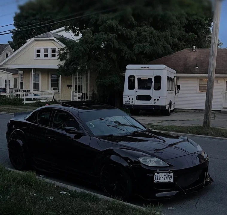 2004 Mazda RX-8 1st Gen - Image 3 of 3