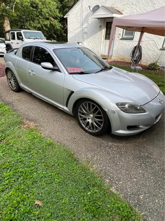 2004 Mazda RX-8 1st Gen - Image 2 of 5