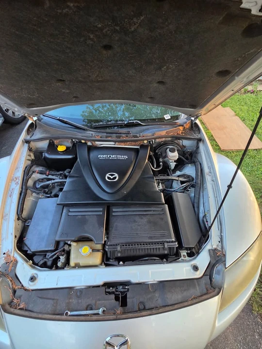 2004 Mazda RX-8 1st Gen - Image 11 of 12