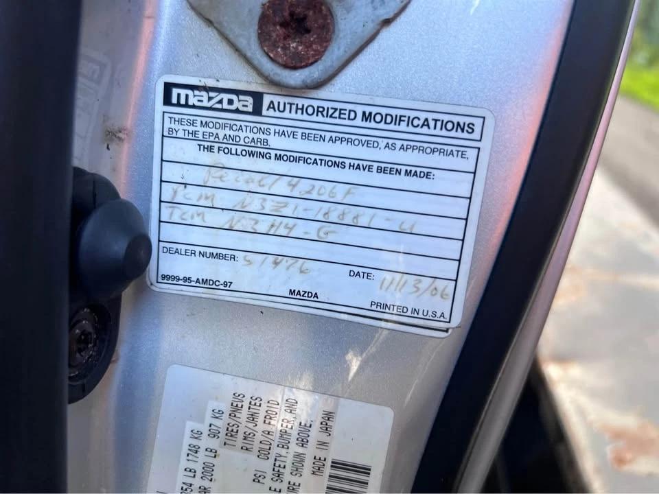 2004 Mazda RX-8 1st Gen - Image 8 of 8