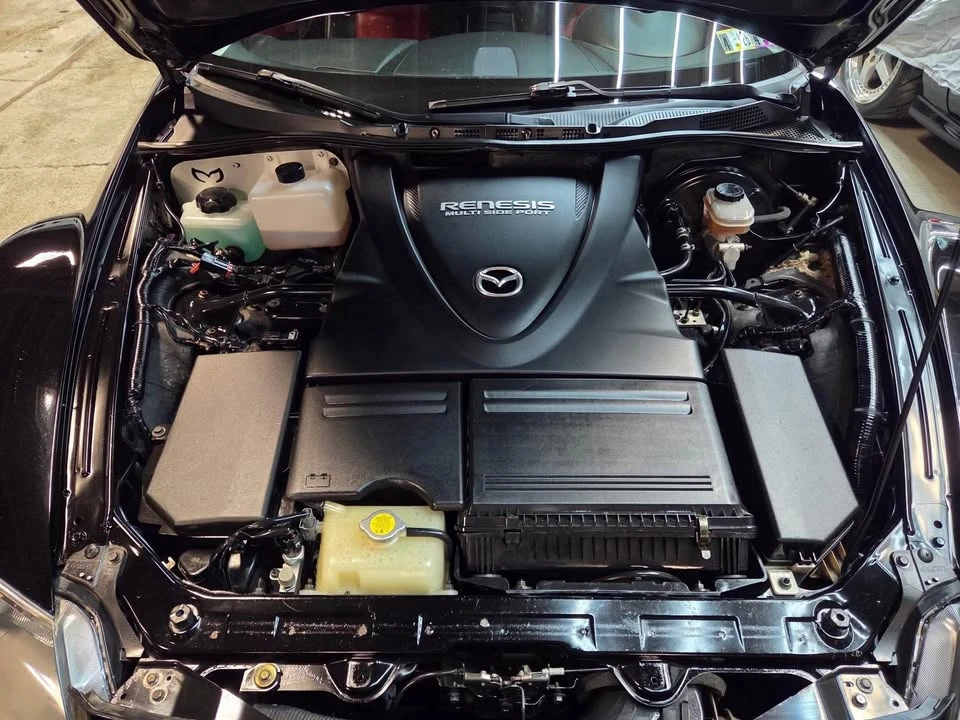 2004 Mazda RX-8 1st Gen - Image 10 of 11