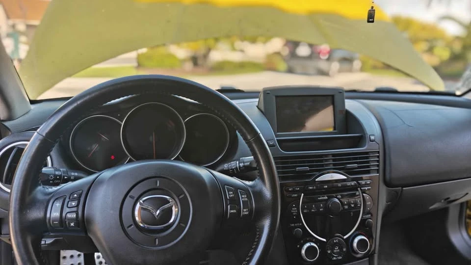 2004 Mazda RX-8 1st Gen - Image 11 of 16