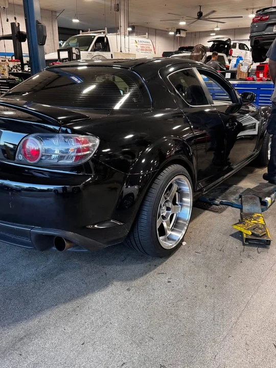 2004 Mazda RX-8 1st Gen - Image 3 of 5