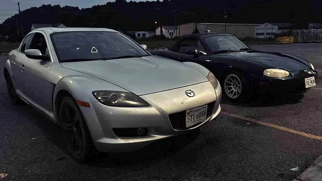 2004 Mazda RX-8 Grand Touring Coupe 4D