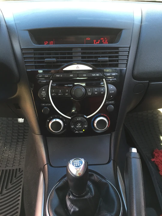 2004 Mazda RX-8 1st Gen - Image 28 of 31