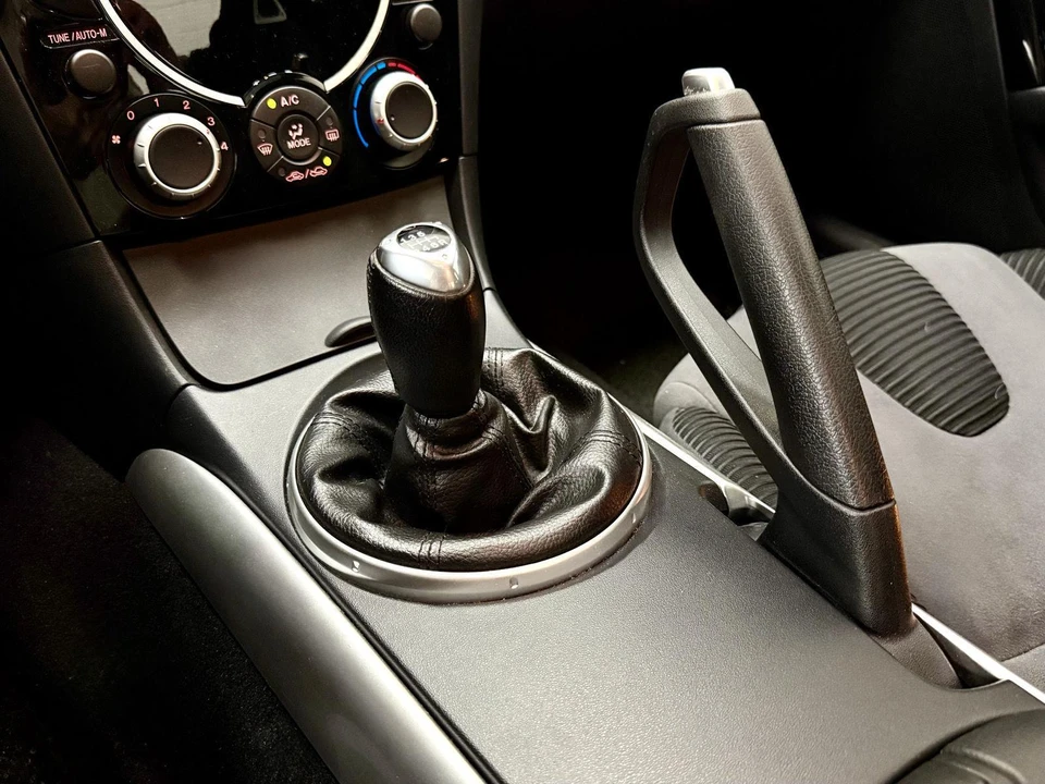 2004 Mazda RX-8 1st Gen - Image 23 of 24