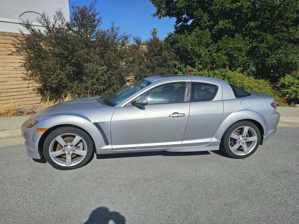 2004 Mazda RX-8 1st Gen - Image 2 of 6