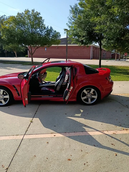 2004 Mazda RX-8 1st Gen - Image 3 of 15