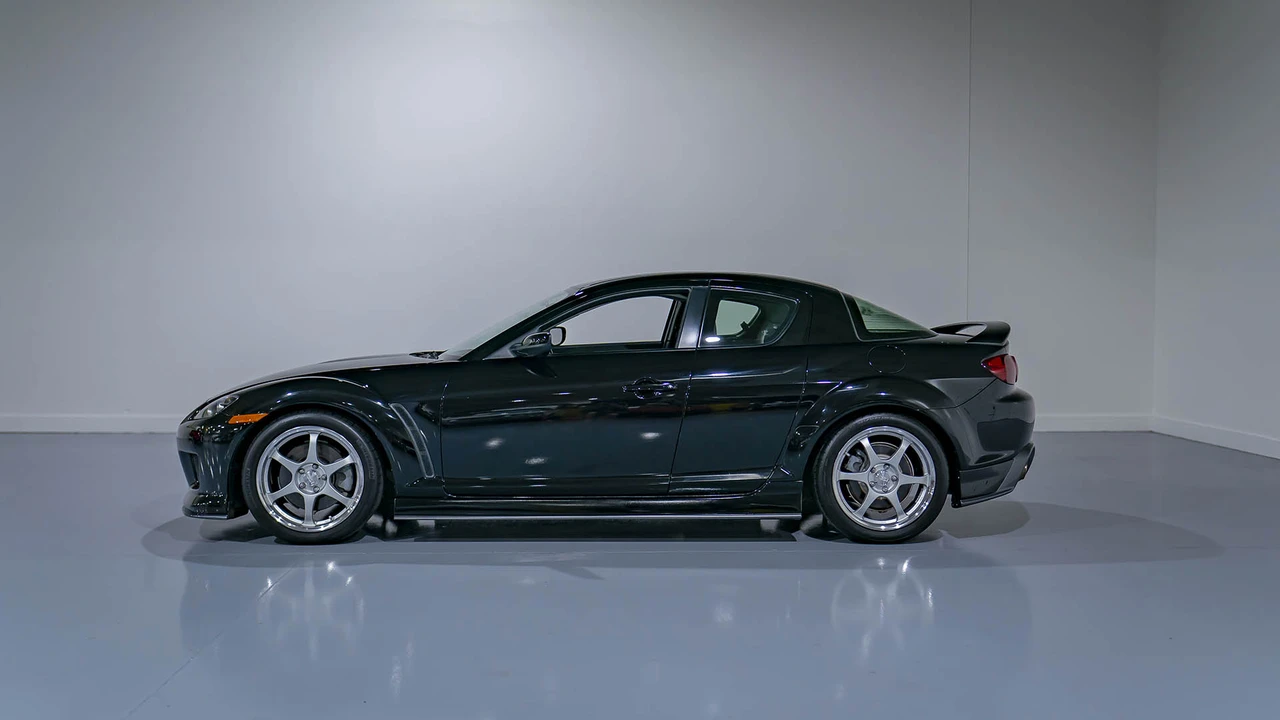 2004 Mazda RX-8 1st Gen - Image 21 of 31