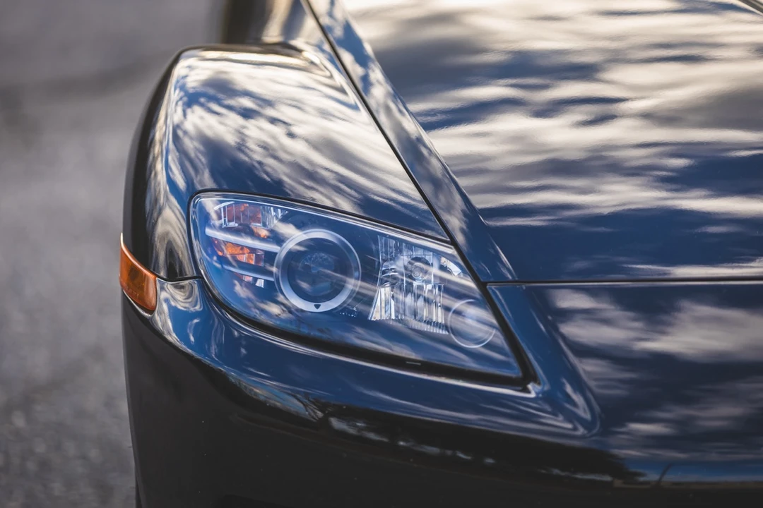 2004 Mazda RX-8 1st Gen - Image 26 of 31