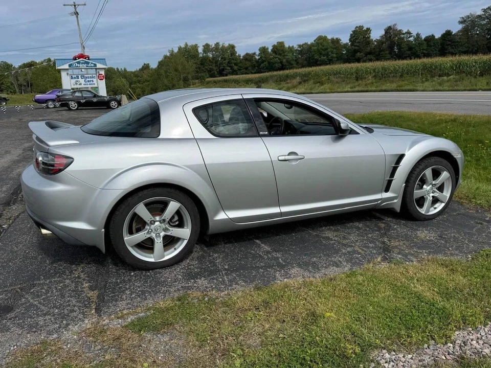 2004 Mazda RX-8 1st Gen - Image 9 of 31