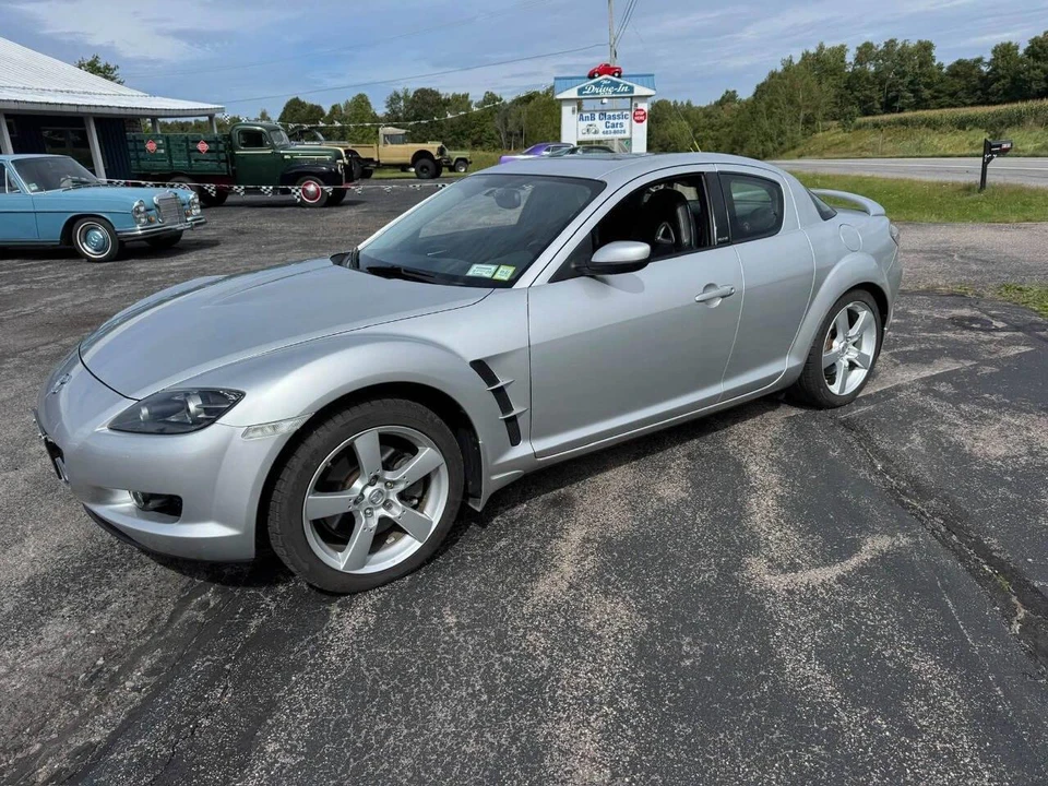 2004 Mazda RX-8 1st Gen - Image 2 of 31