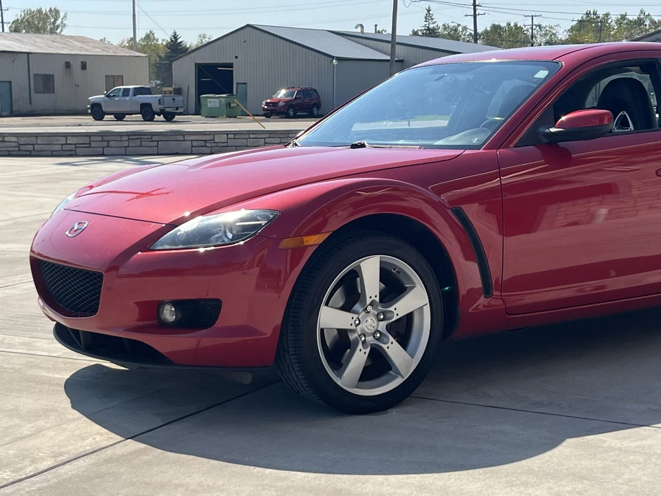 2004 Mazda RX-8 1st Gen - Image 27 of 31