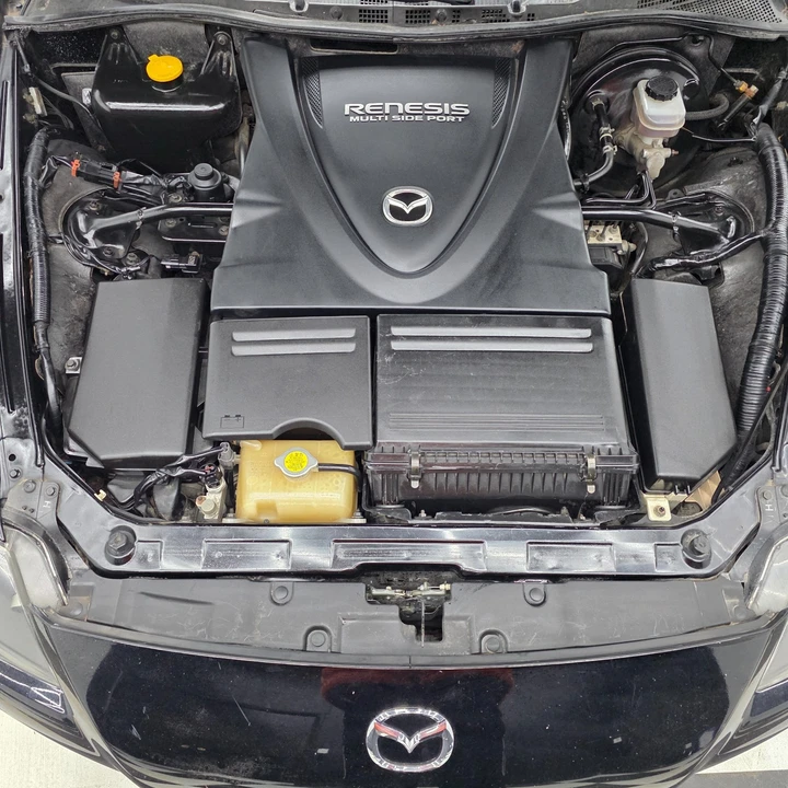 2004 Mazda RX-8 1st Gen - Image 20 of 21