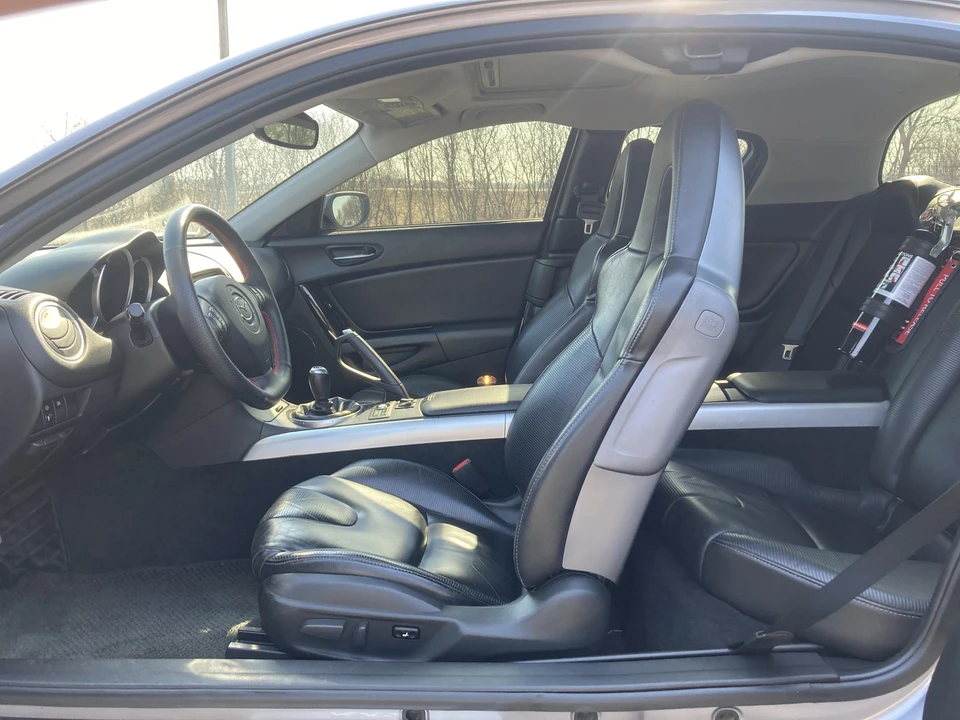 2004 Mazda RX-8 1st Gen - Image 30 of 31