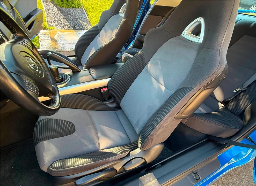 2004 Mazda RX-8 1st Gen - Image 27 of 31