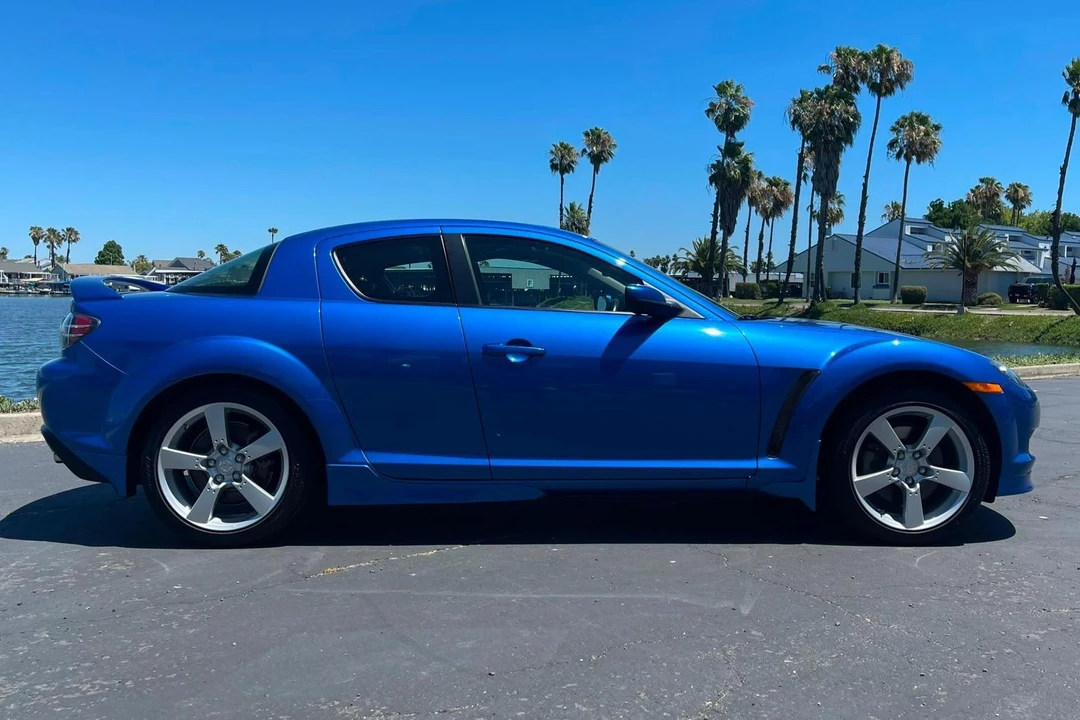 2004 Mazda RX-8 1st Gen - Image 3 of 31