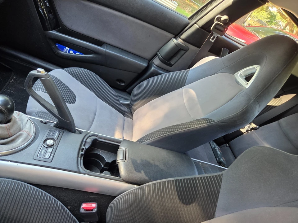 2004 Mazda RX-8 1st Gen - Image 19 of 26