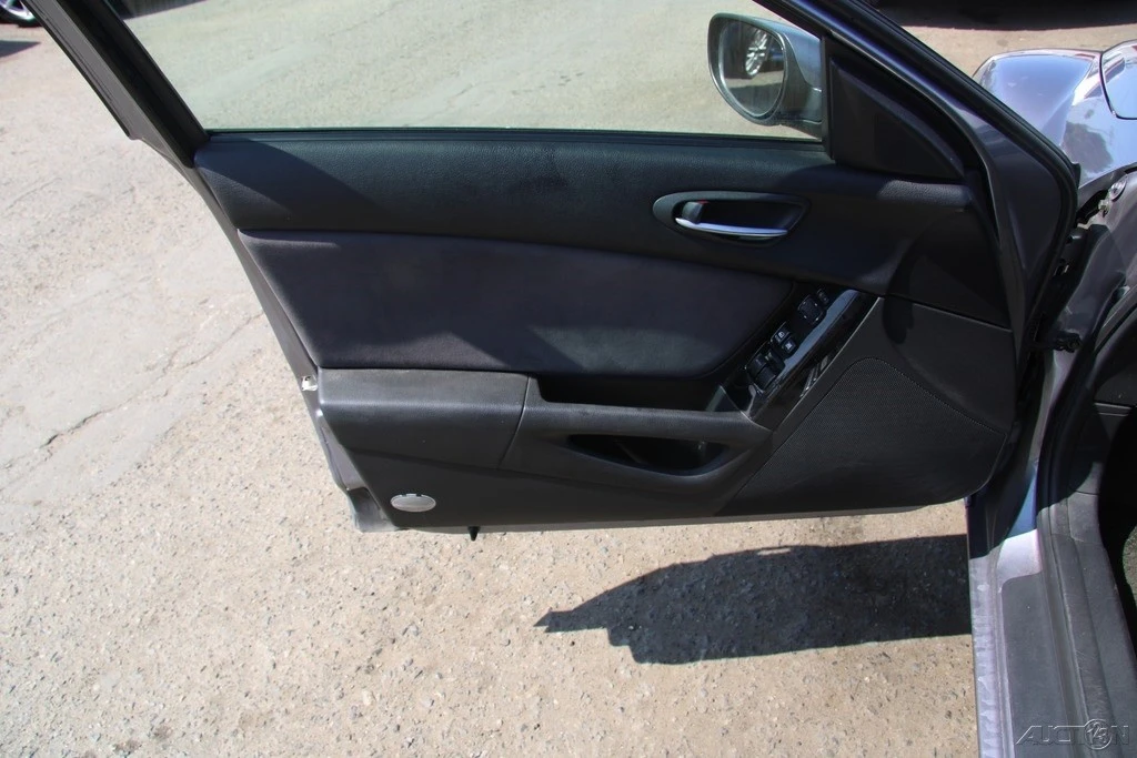 2004 Mazda RX-8 1st Gen - Image 15 of 21