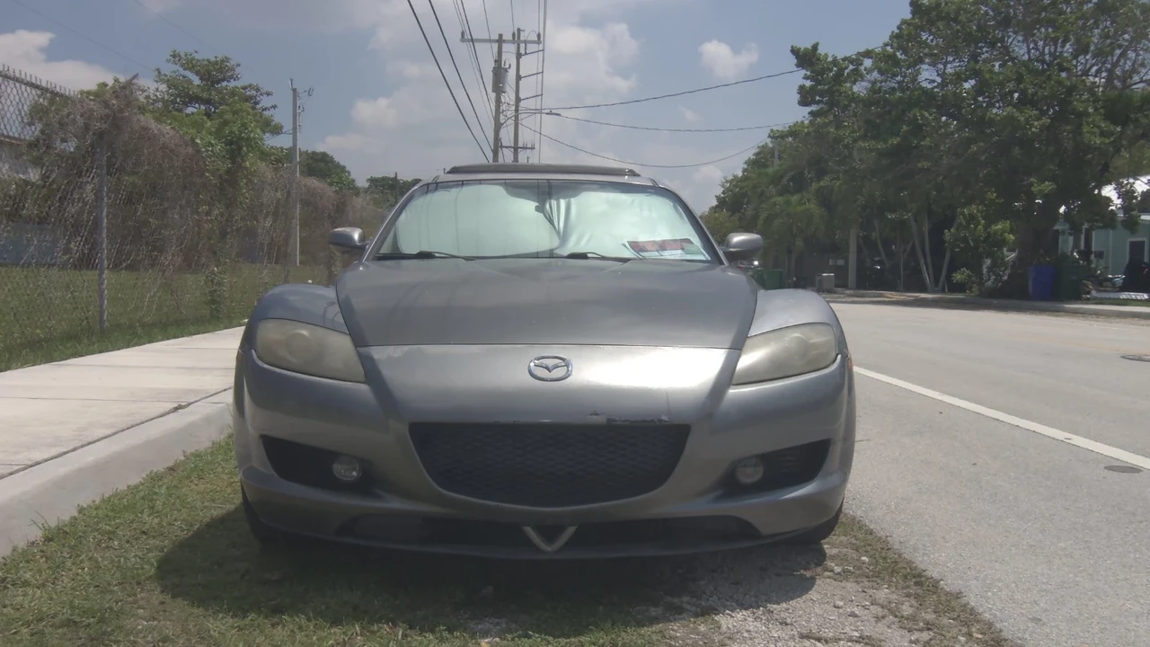 2004 Mazda RX-8 1st Gen - Image 4 of 6