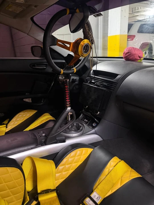 2004 Mazda RX-8 1st Gen - Image 13 of 17
