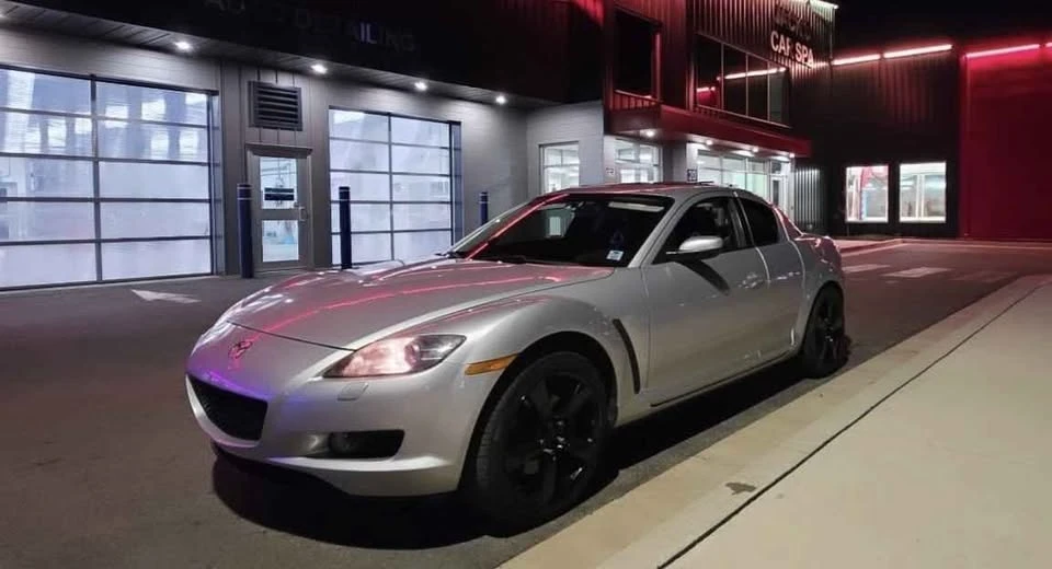 2004 Mazda RX-8 1st Gen - Image 5 of 5