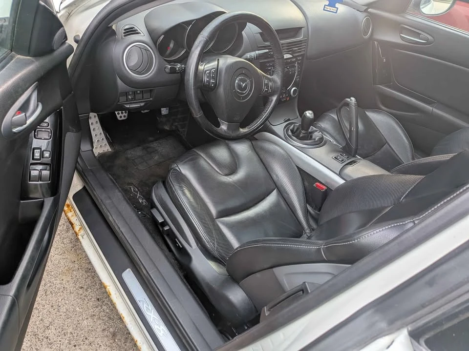 2004 Mazda RX-8 1st Gen - Image 2 of 3