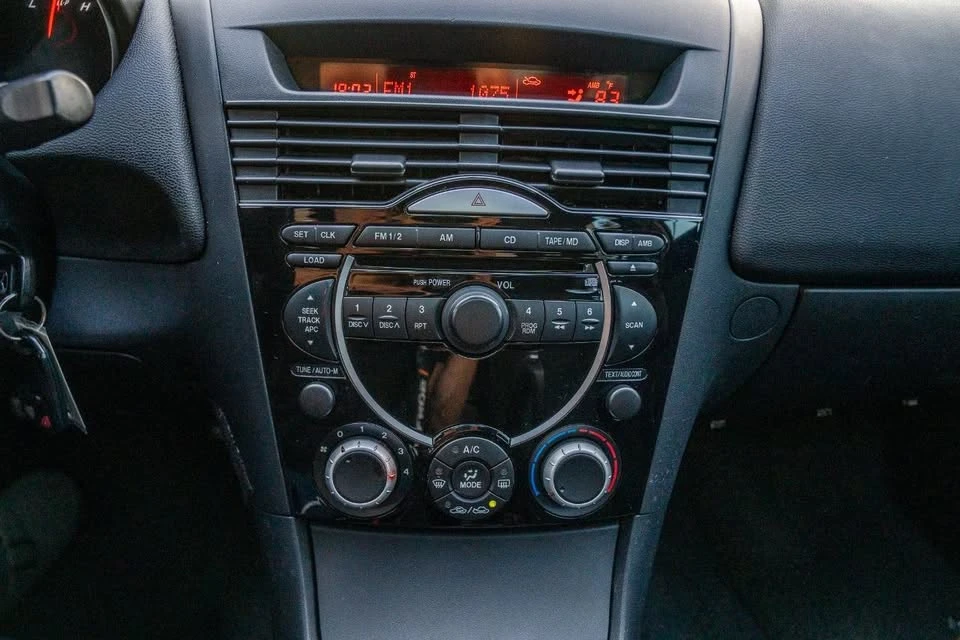 2004 Mazda RX-8 1st Gen - Image 19 of 20