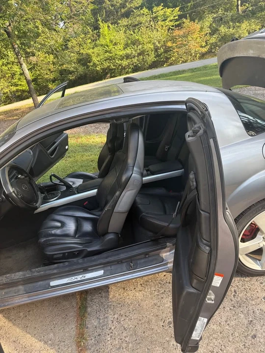 2004 Mazda RX-8 1st Gen - Image 5 of 10