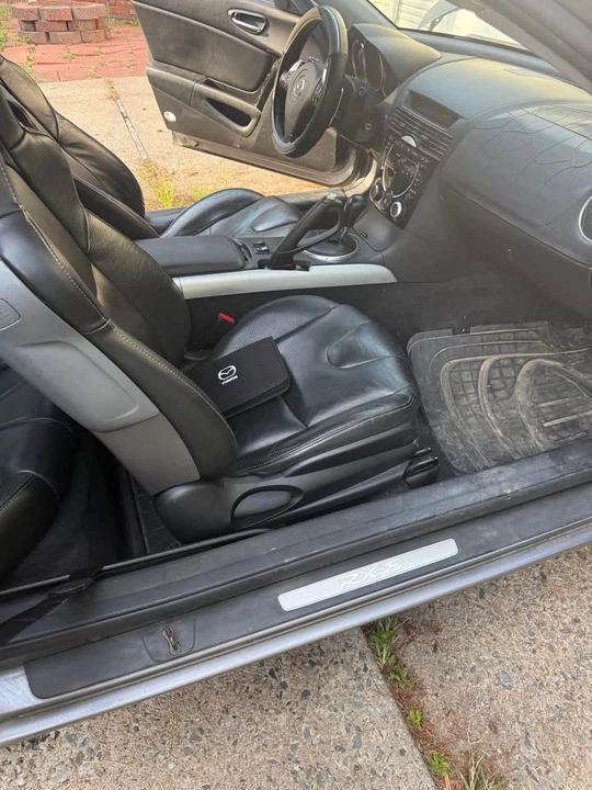 2004 Mazda RX-8 1st Gen - Image 9 of 10