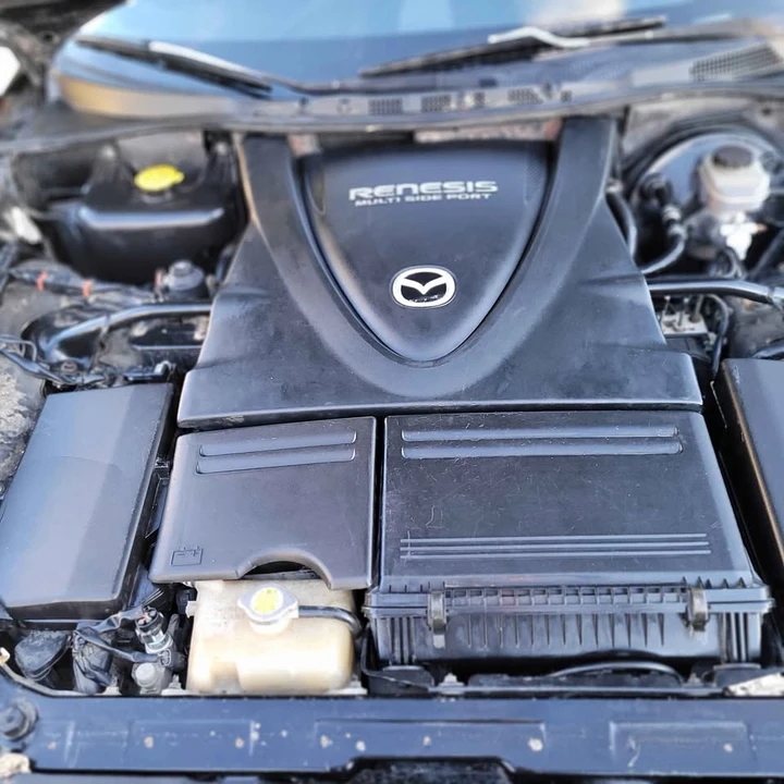 2004 Mazda RX-8 1st Gen - Image 11 of 12