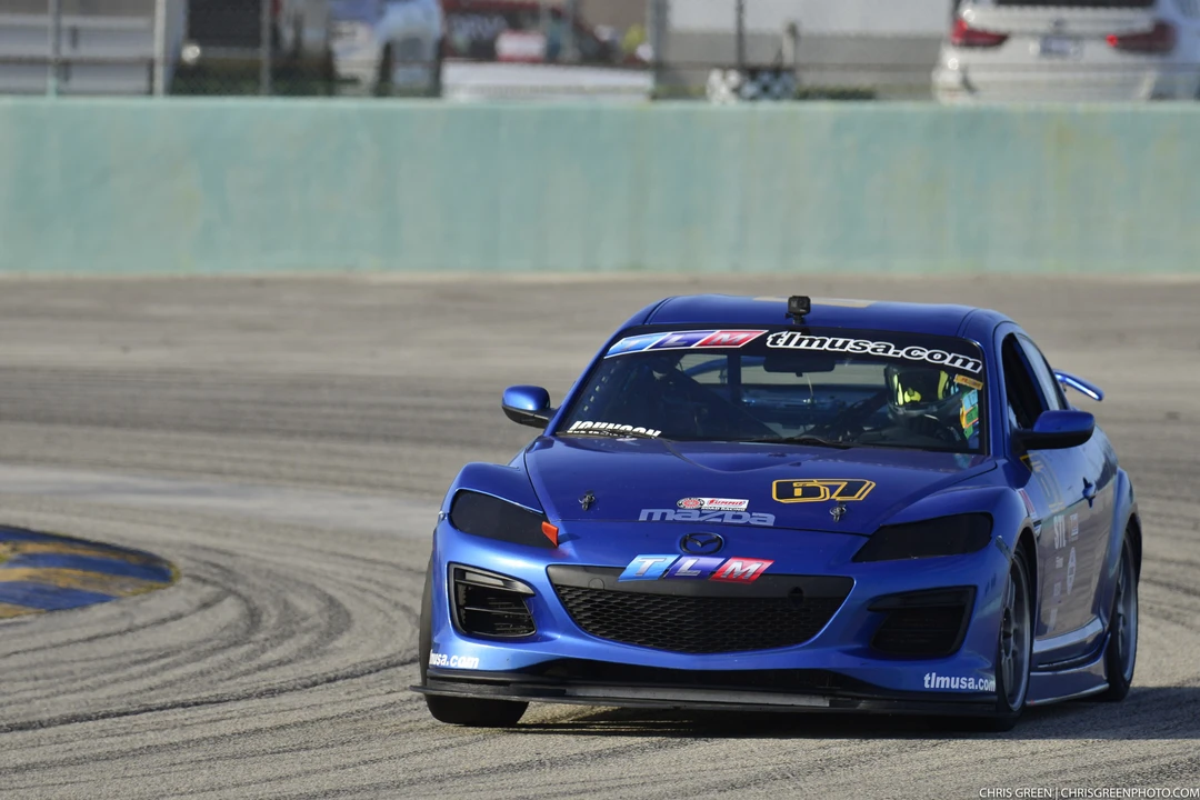 2004 Mazda RX-8 1st Gen - Image 15 of 31