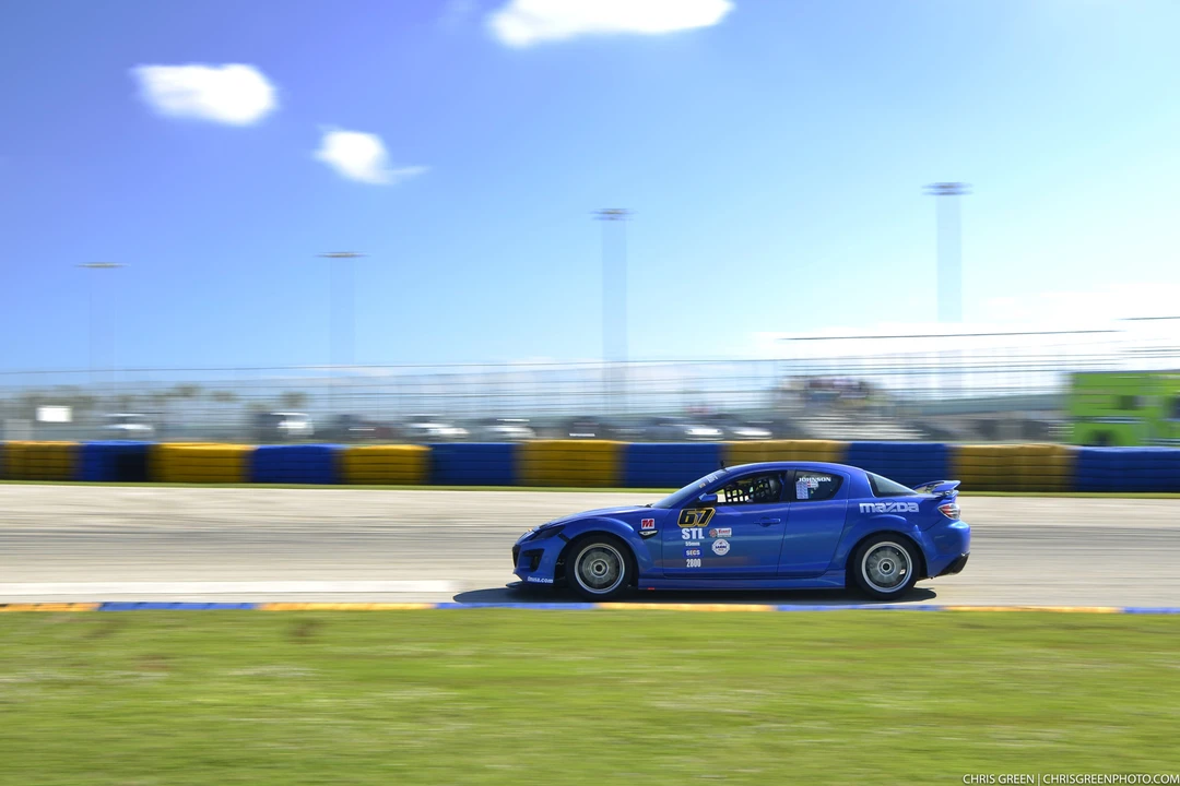 2004 Mazda RX-8 1st Gen - Image 29 of 31