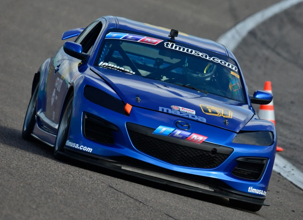2004 Mazda RX-8 1st Gen - Image 22 of 31