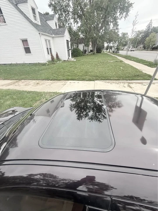 2004 Mazda RX-8 1st Gen - Image 2 of 11