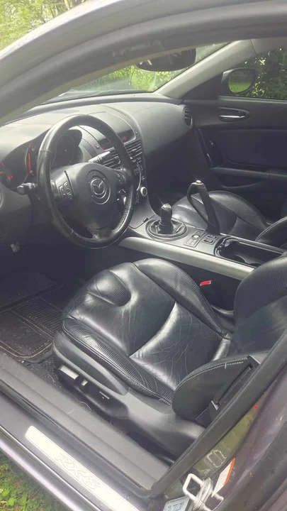 2004 Mazda RX-8 1st Gen - Image 2 of 4