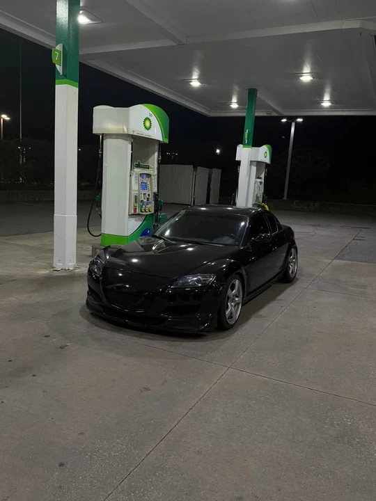 2004 Mazda RX-8 1st Gen - Image 2 of 12