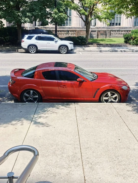 2004 Mazda RX-8 1st Gen - Image 2 of 8