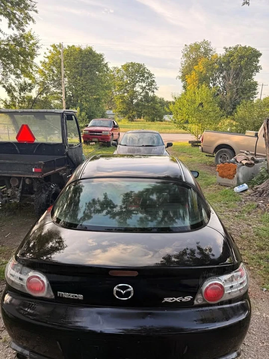 2004 Mazda RX-8 1st Gen - Image 2 of 3