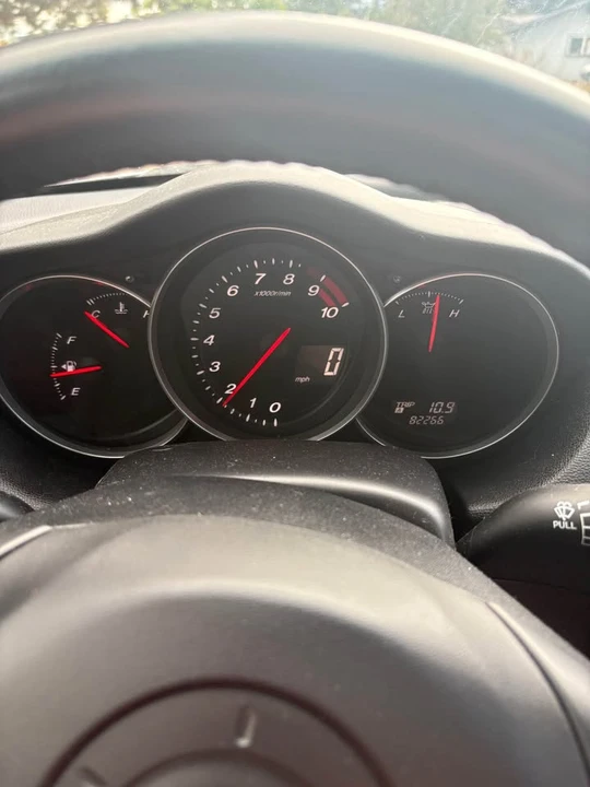 2004 Mazda RX-8 1st Gen - Image 9 of 10