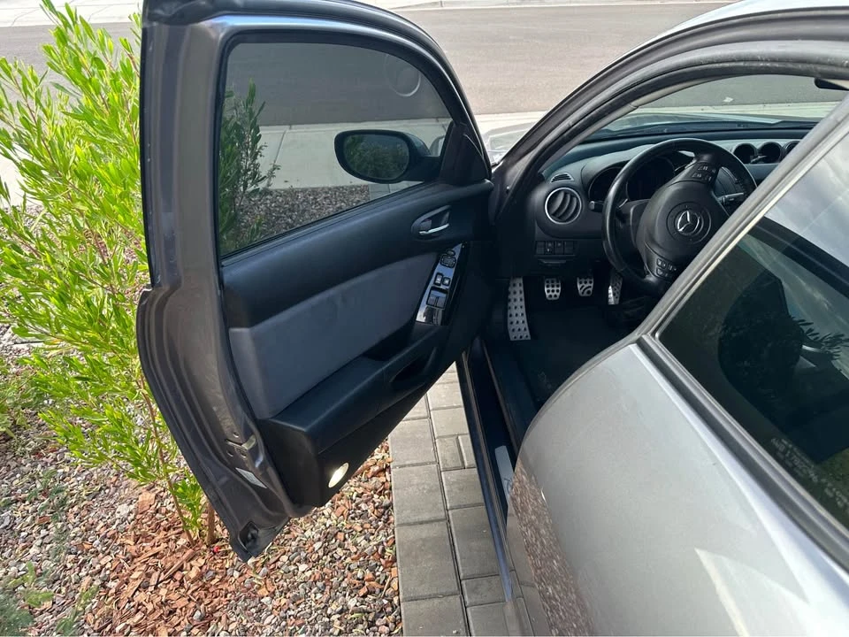 2004 Mazda RX-8 1st Gen - Image 9 of 20