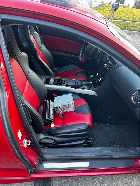 2004 Mazda RX-8 1st Gen - Image 5 of 10