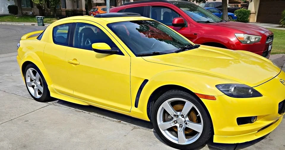 2004 Mazda RX-8 1st Gen - Image 2 of 8