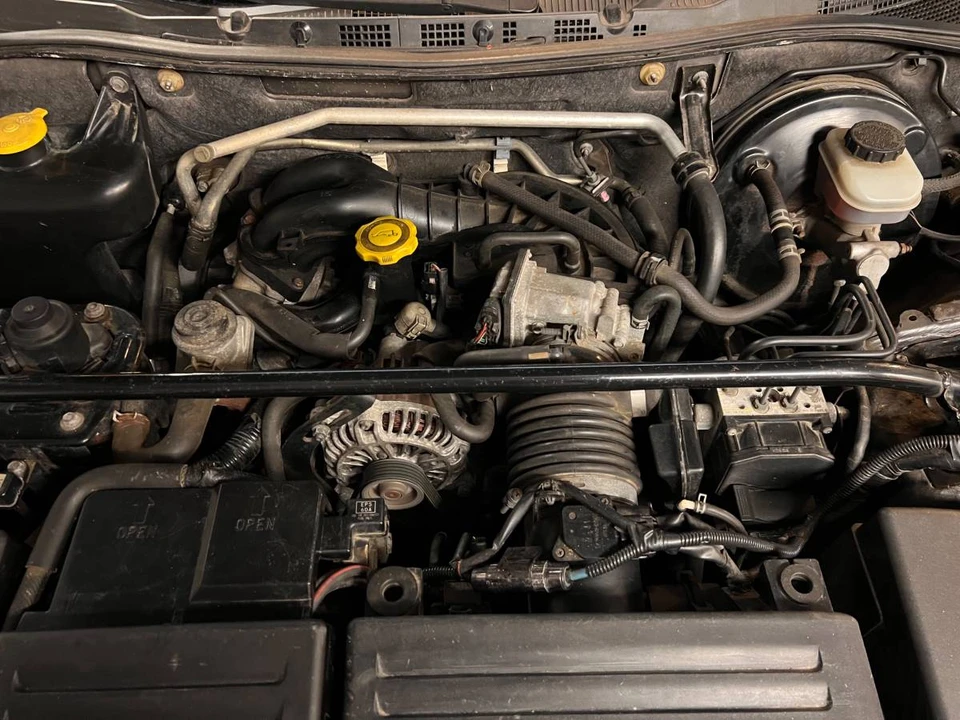 2004 Mazda RX-8 1st Gen - Image 6 of 10
