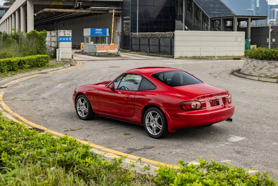 2004 Mazda MX-5 - Image 5 of 31
