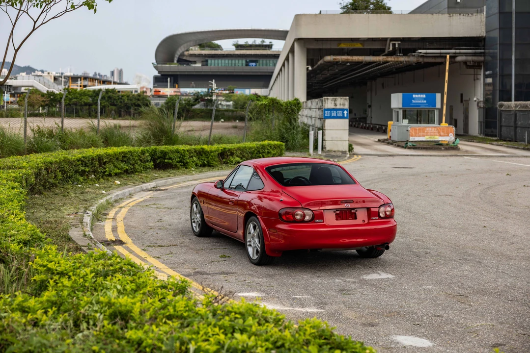 2004 Mazda MX-5 - Image 13 of 31