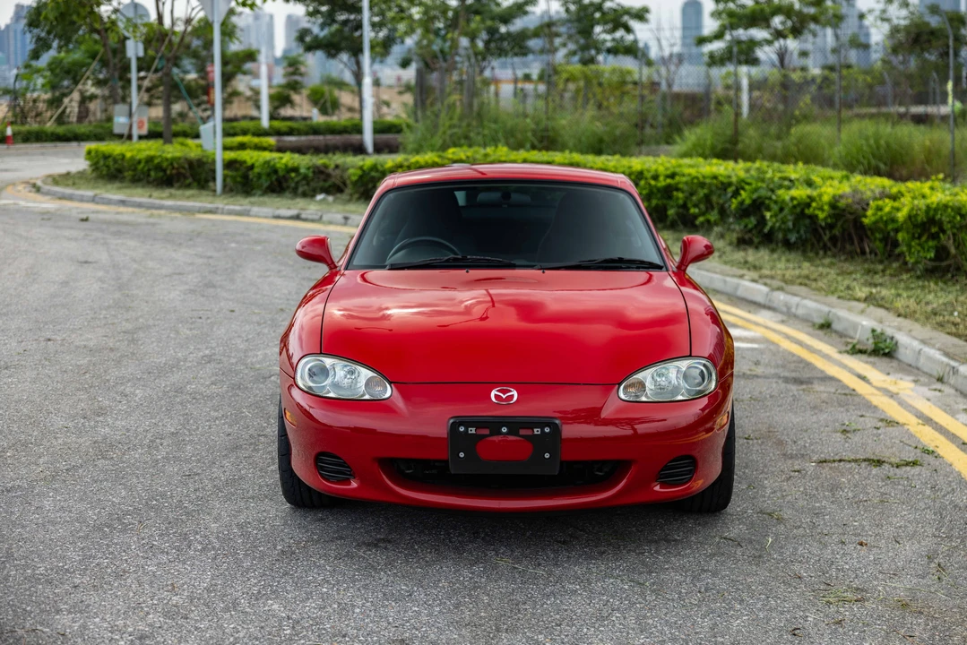 2004 Mazda MX-5 - Image 10 of 31